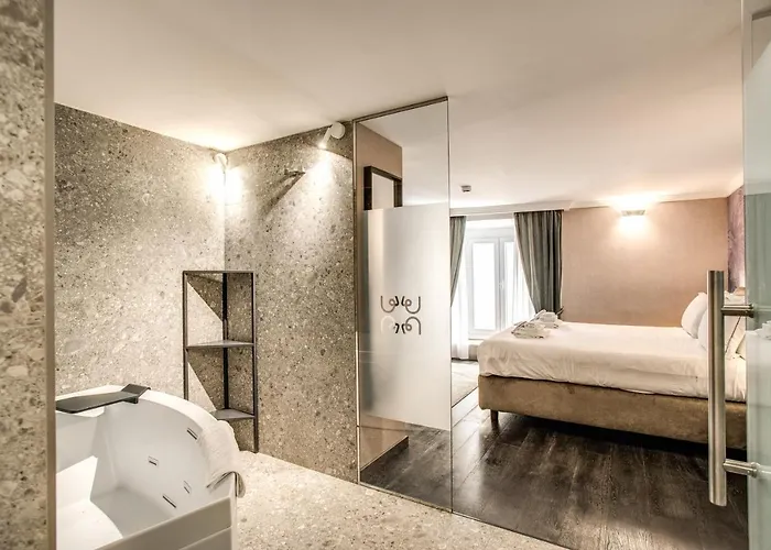 Pax Affittacamere 4*